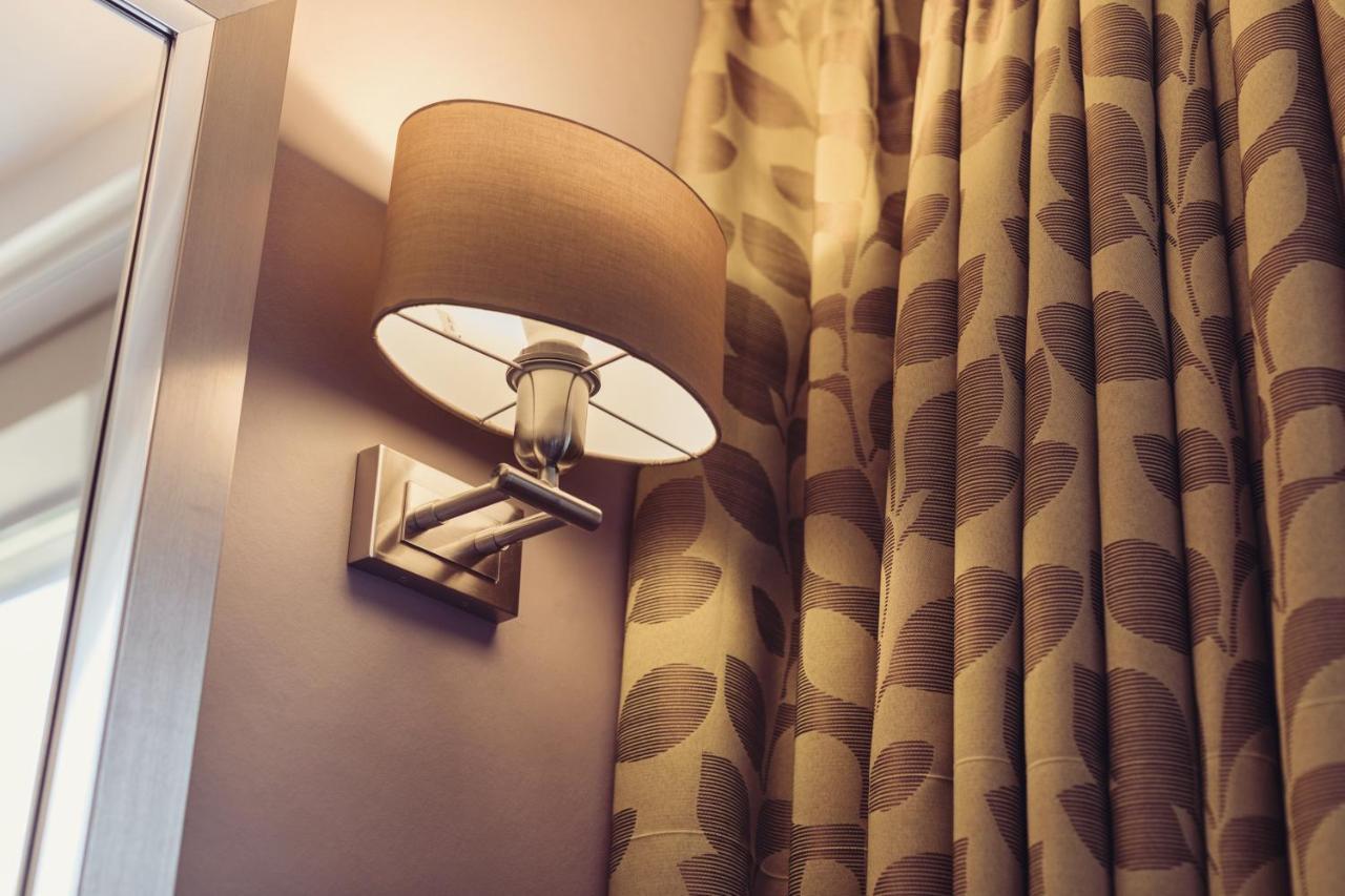 Abbey House Hotel Barrow-in-Furness ภายนอก รูปภาพ